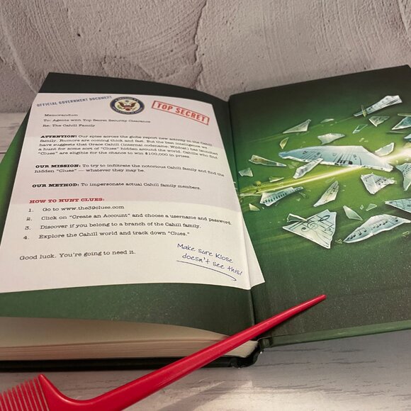 5 for $15📕One False Note (The 39 Clues, Book 2) Kids Book (SKU: 296MI) - Picture 6 of 6